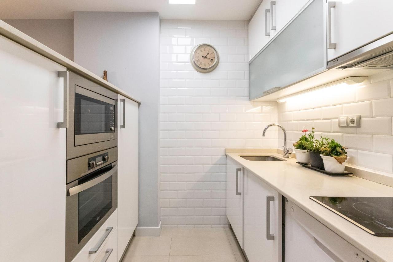 Apartamento En Centro De Bilbao, Deustoアパートメント エクステリア 写真