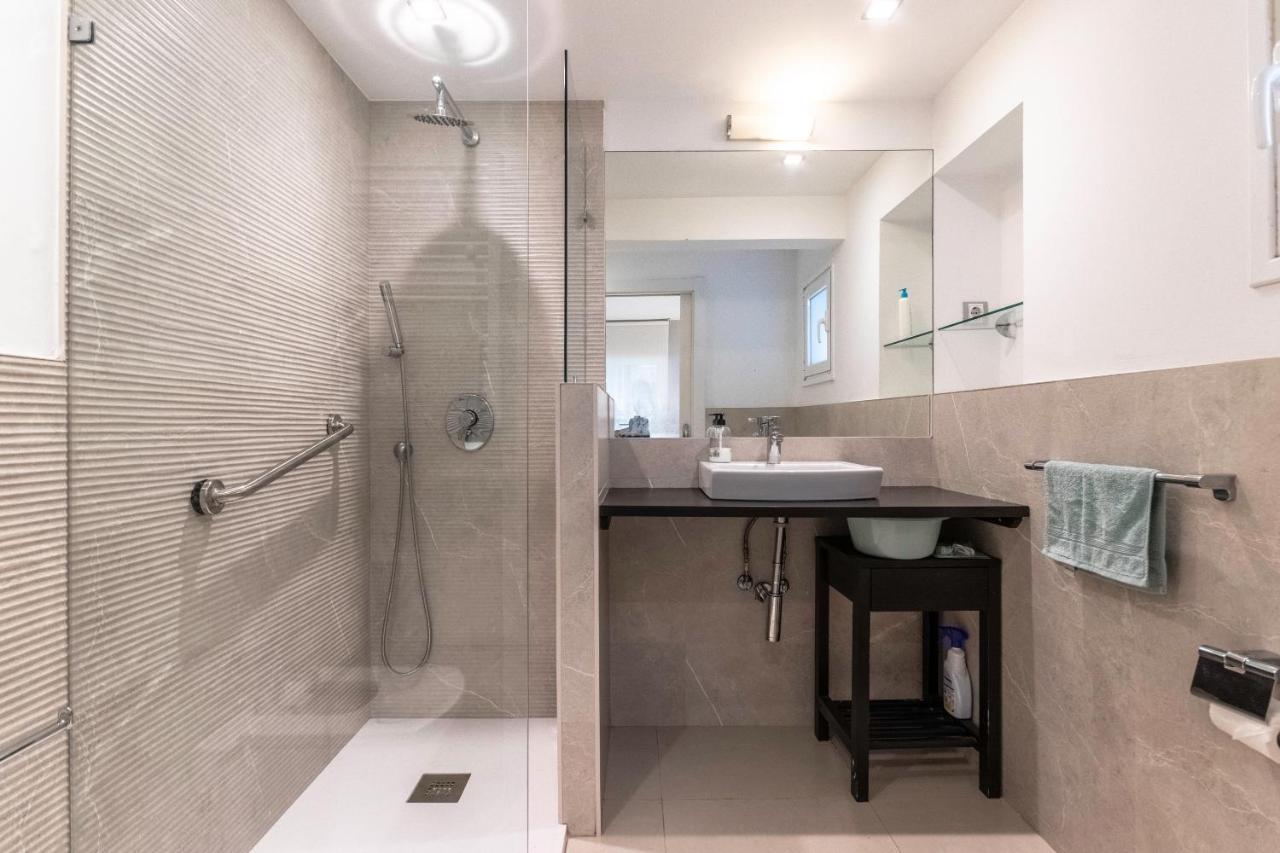 Apartamento En Centro De Bilbao, Deustoアパートメント エクステリア 写真
