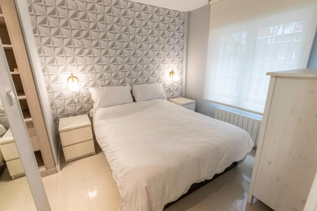 Apartamento En Centro De Bilbao, Deustoアパートメント エクステリア 写真